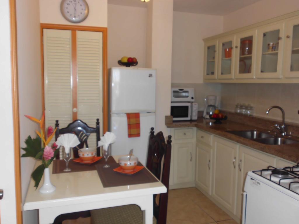 Bayside Villa St. Lucia Castries Kamer foto